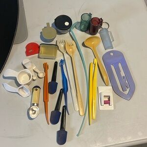 Tupperware vintage gadgets